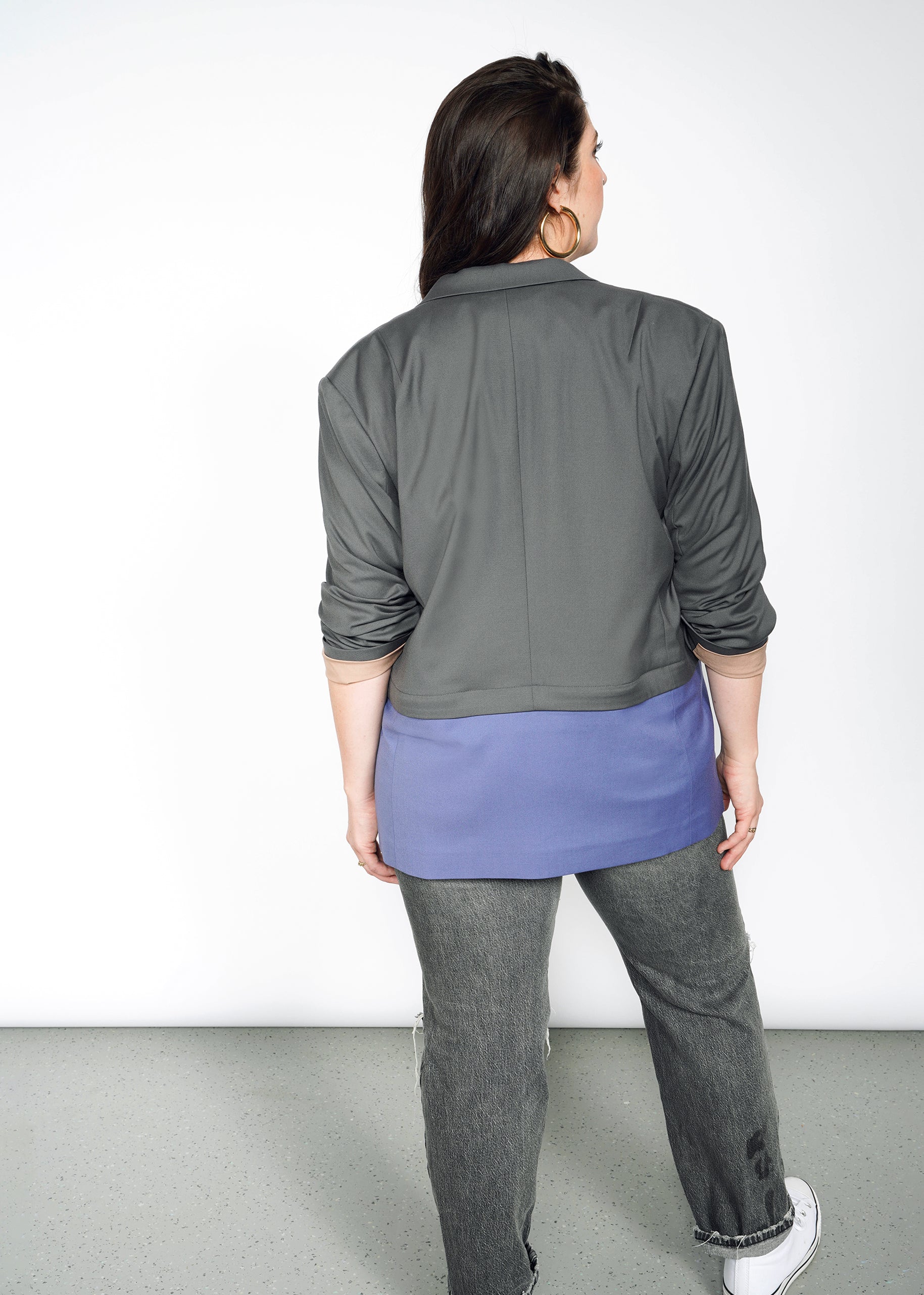 The Empower Cropped Convertible Blazer in Charcoal/Blueberry