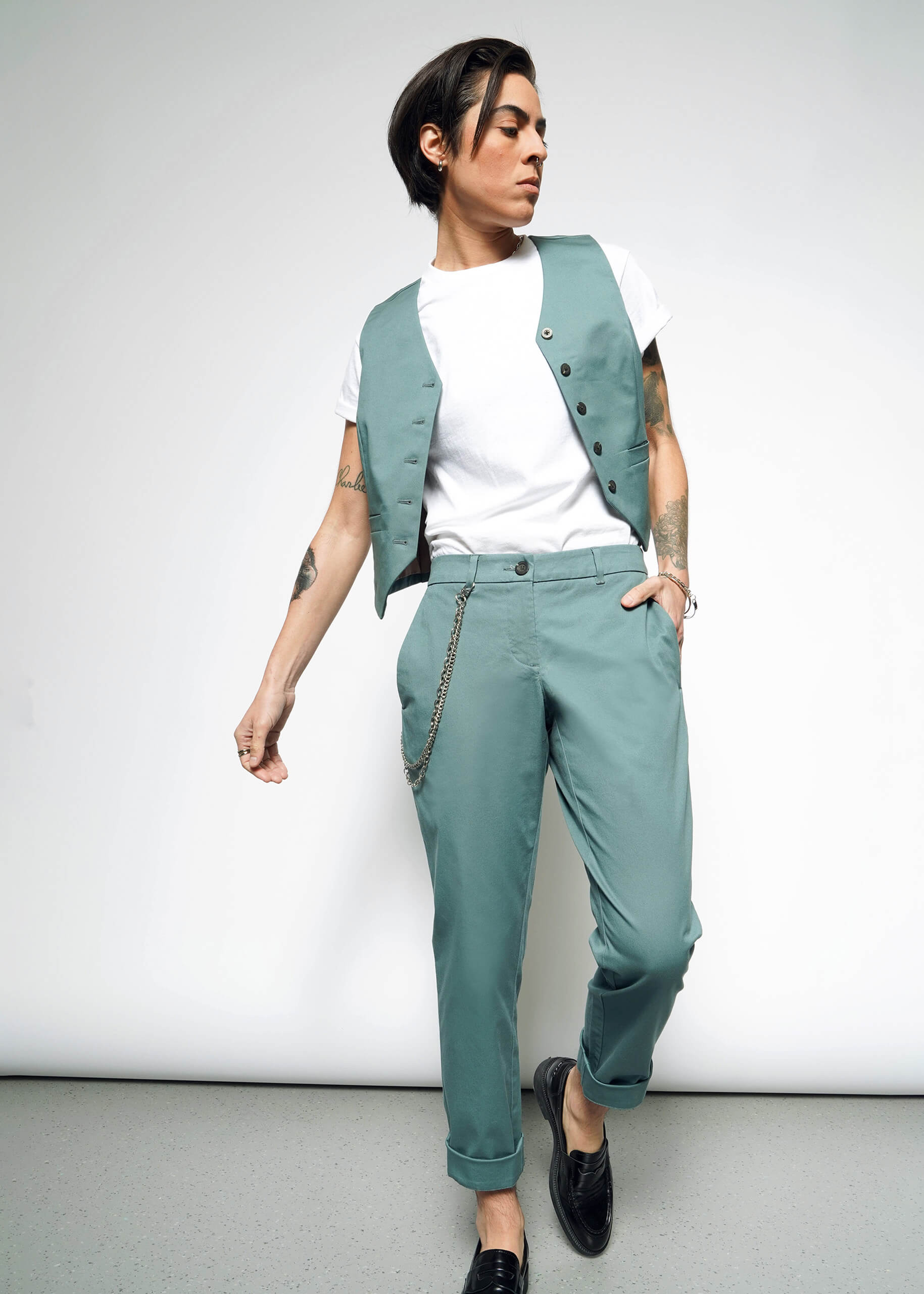 The Essential Trouser in Dark Teal